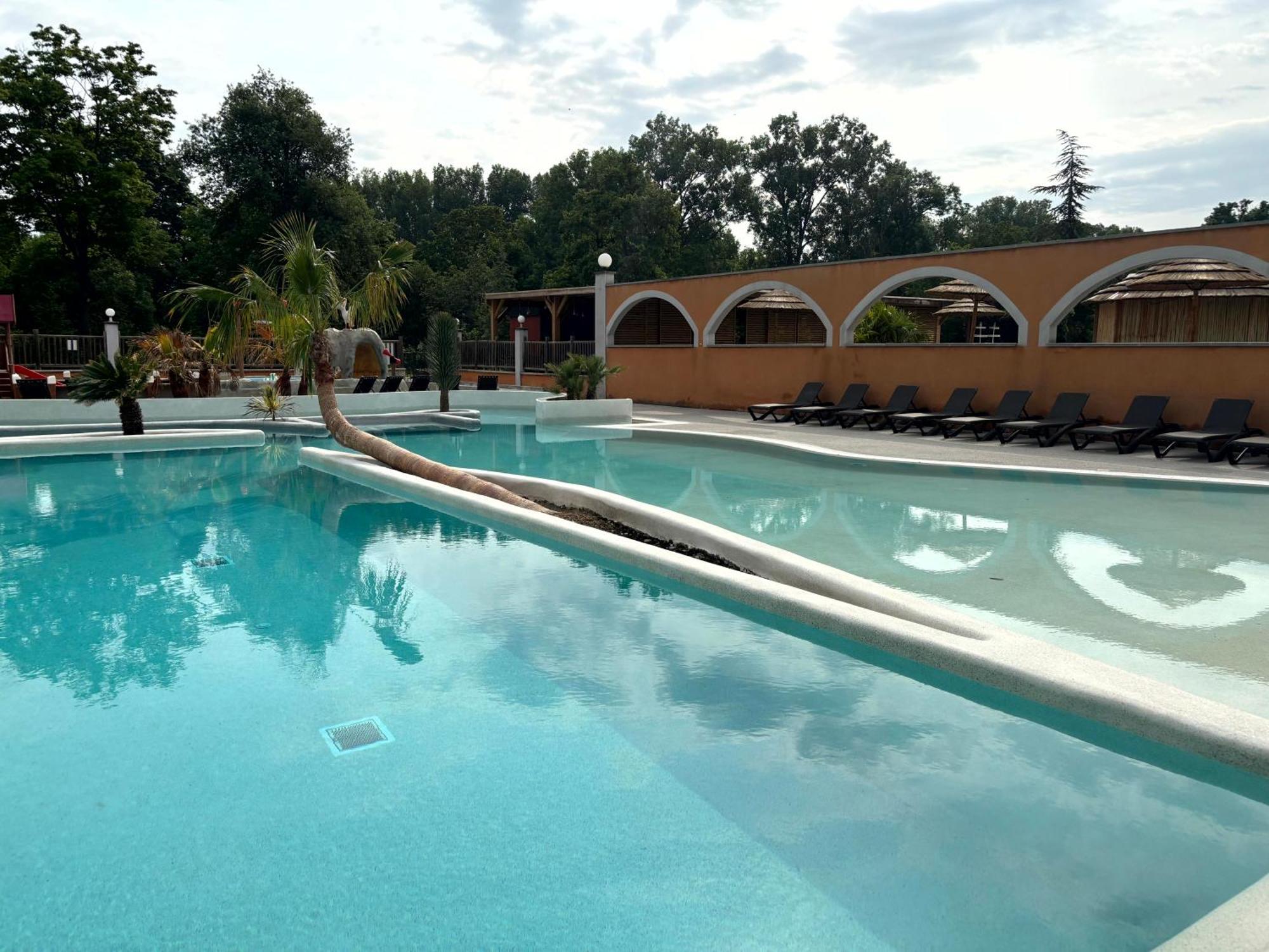 Campsite Domaine De Senaud Albon